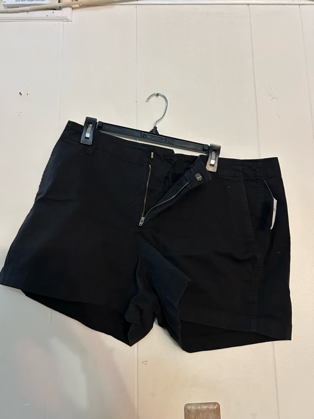 GAP Women's 4” Downtown Khaki Short